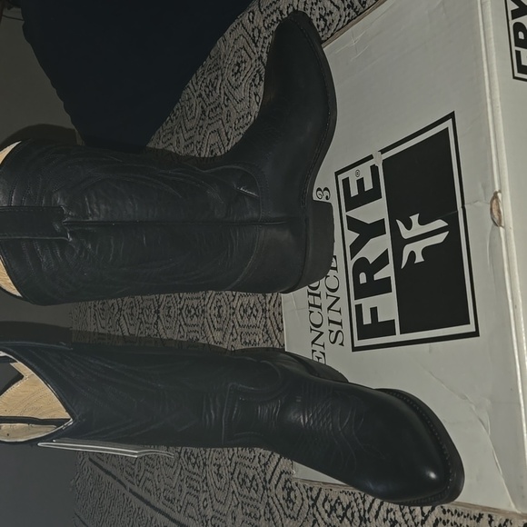 FRYE Billy Embroided Pull on Boots 8.5 - Picture 3 of 9